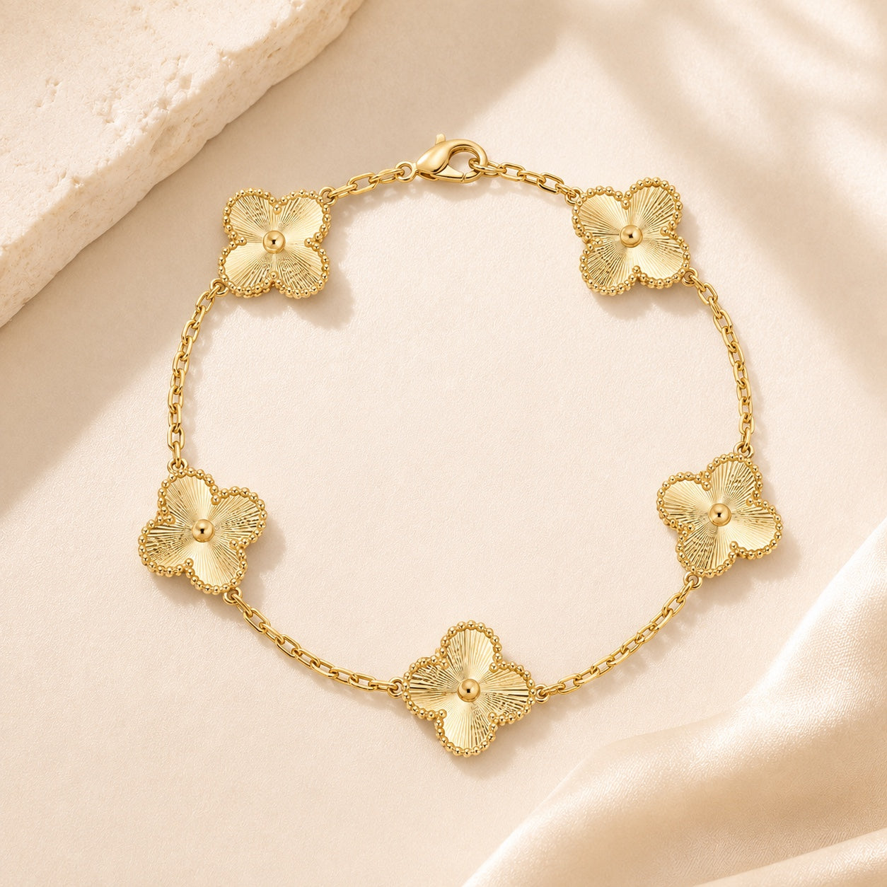 Bracelet Jardin Doré à Cinq Fleurs
