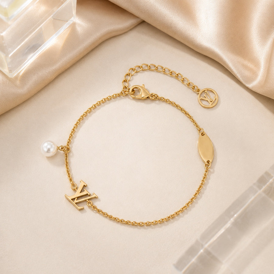Bracelet Monogramme Doré & Perle