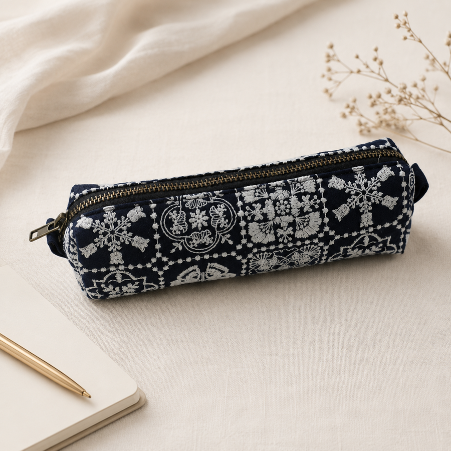 Trousse Nuit d’Ivoire – Bleu Marine